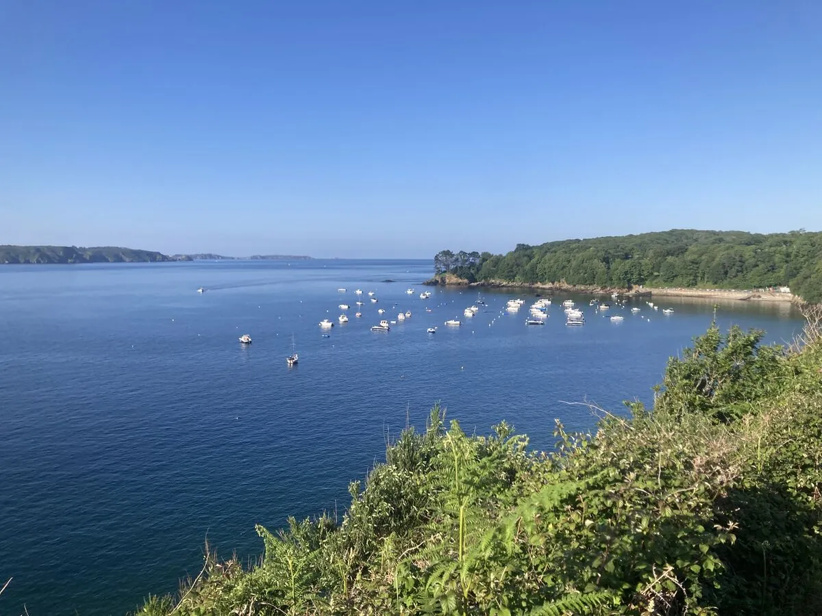 L'anse du Dellec à Plouzané, sur la route de Brest